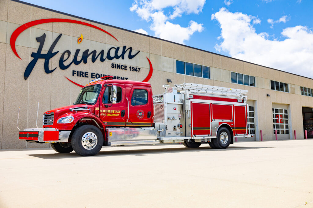Four-Door Pumper pumper